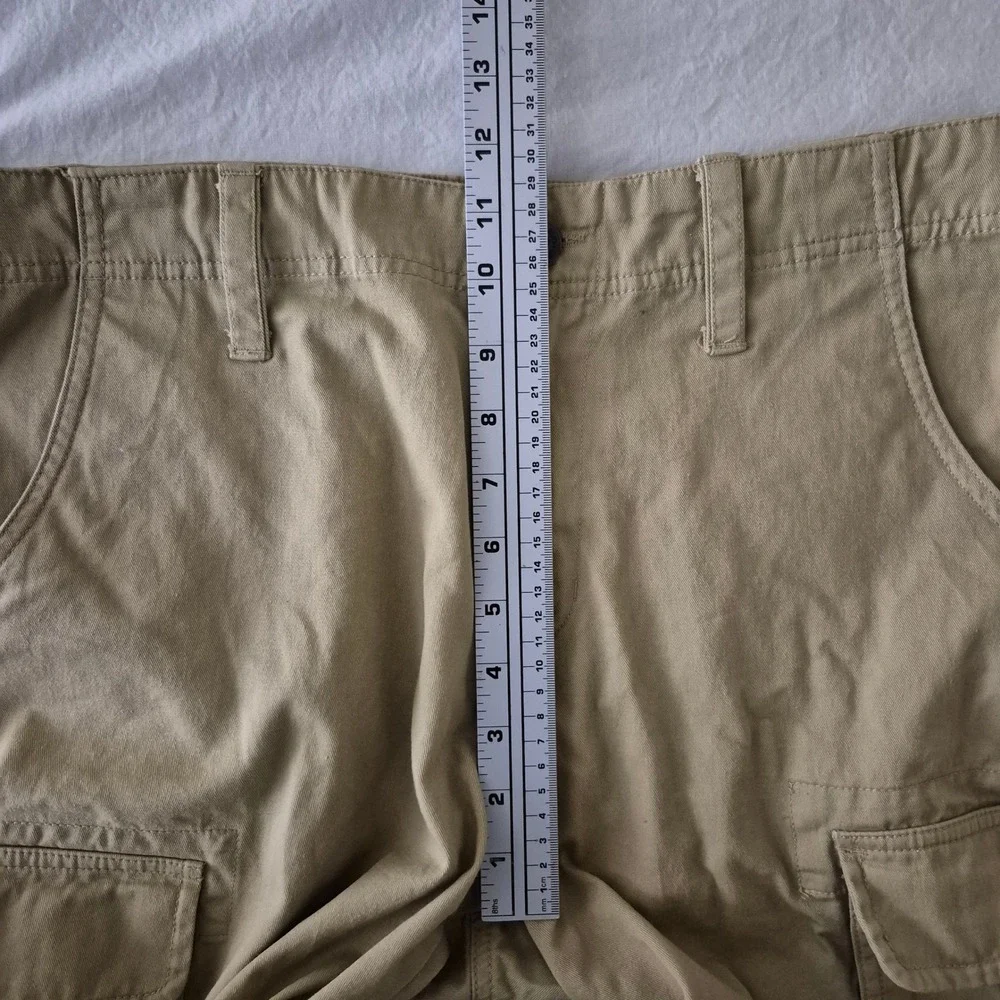 True Religion Mens Tan Khaki‎ Cotton Cargo Shorts Size 32 G3L9Z8VX02340
